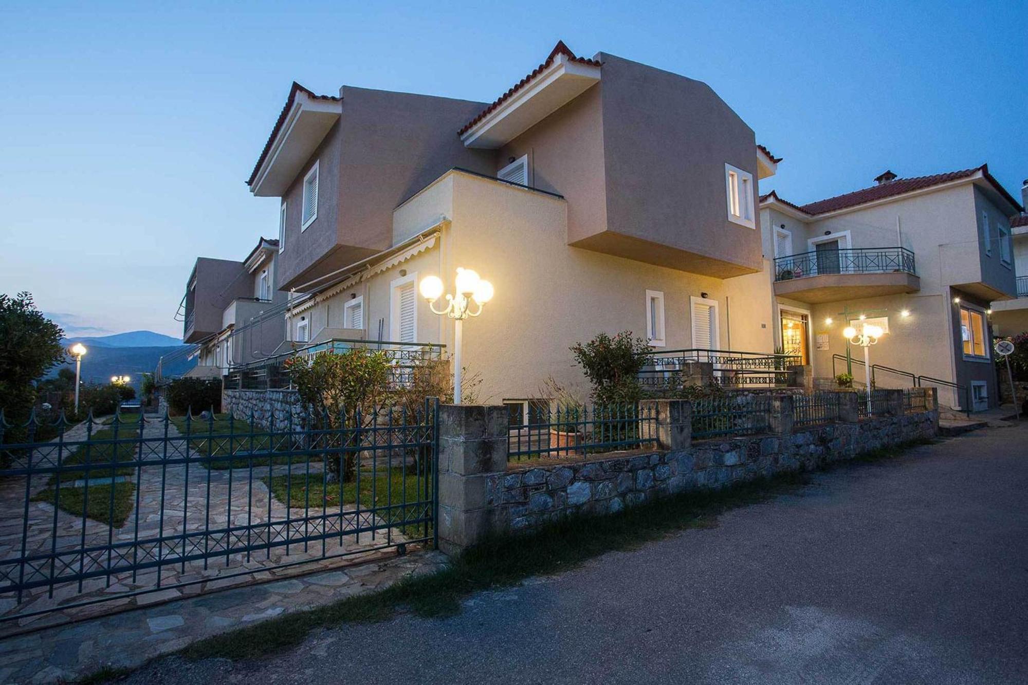 Remvi Hotel - Apartments Stoupa Exterior photo