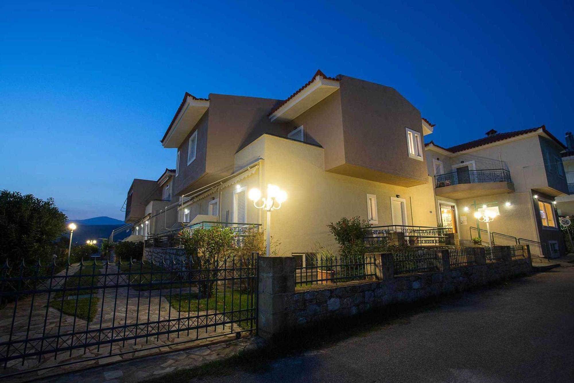 Remvi Hotel - Apartments Stoupa Exterior photo