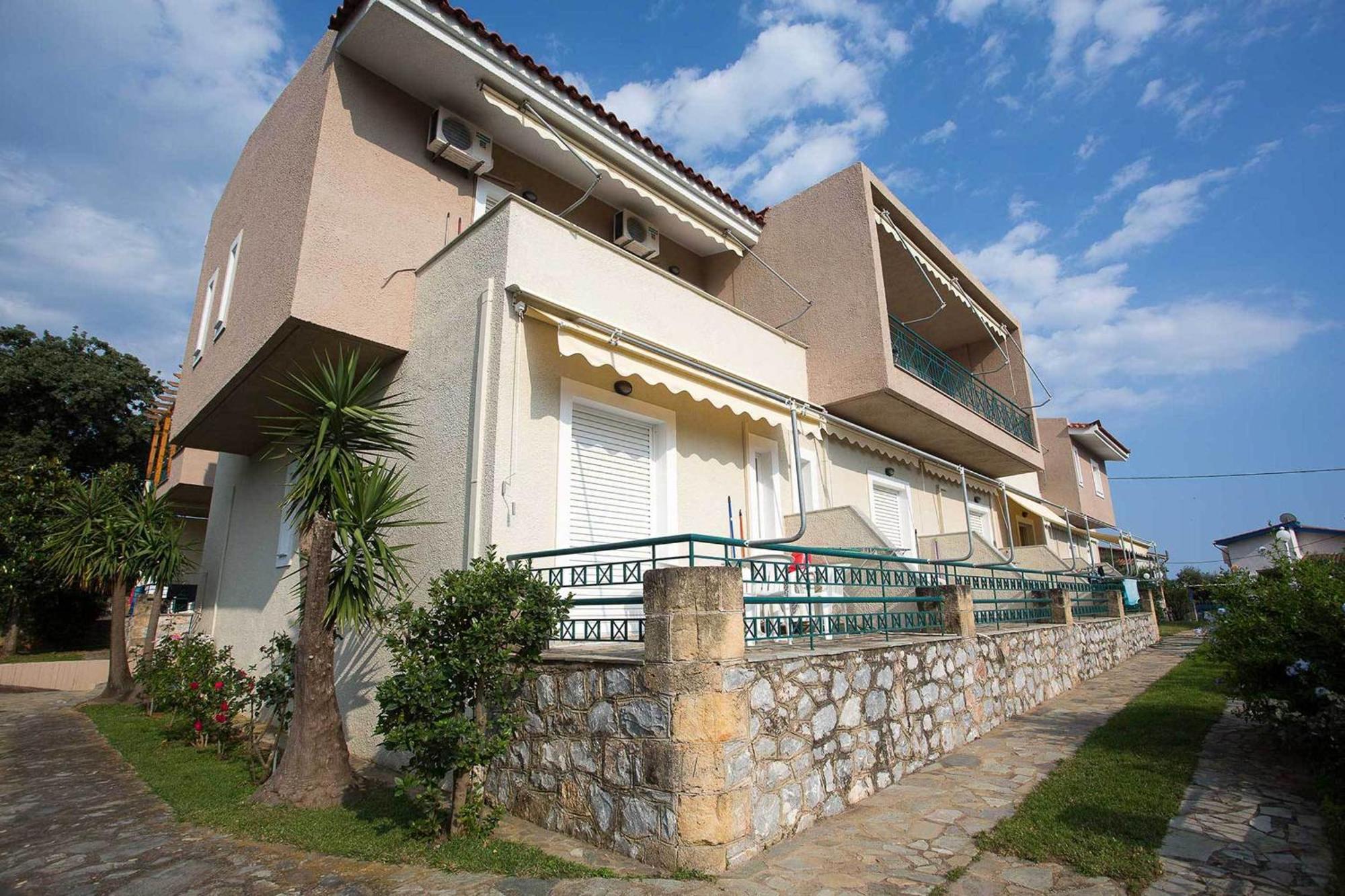 Remvi Hotel - Apartments Stoupa Exterior photo