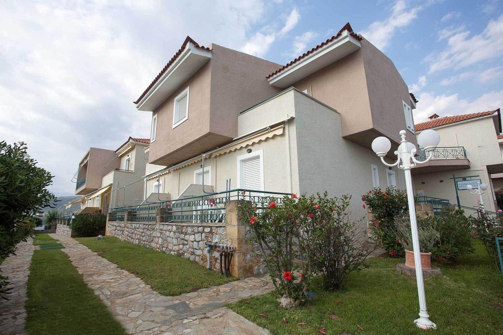 Remvi Hotel - Apartments Stoupa Exterior photo