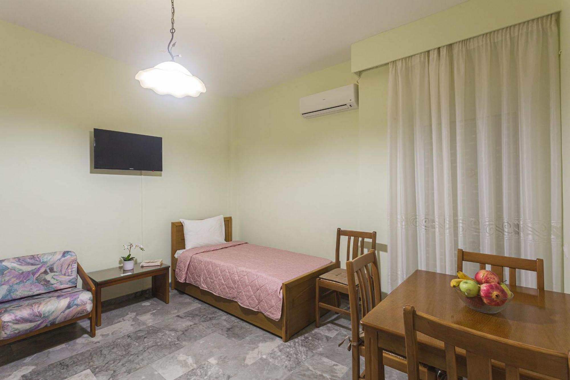 Remvi Hotel - Apartments Stoupa Room photo