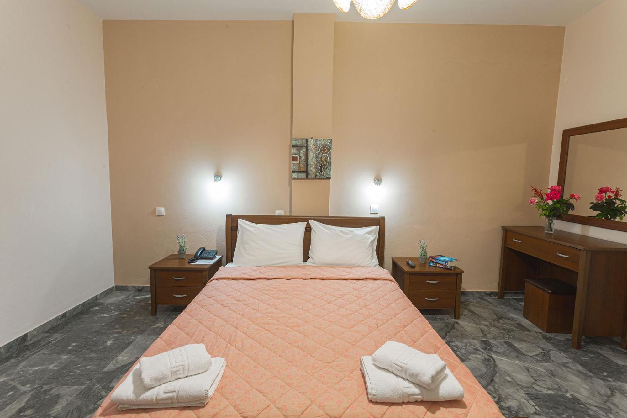 Remvi Hotel - Apartments Stoupa Room photo