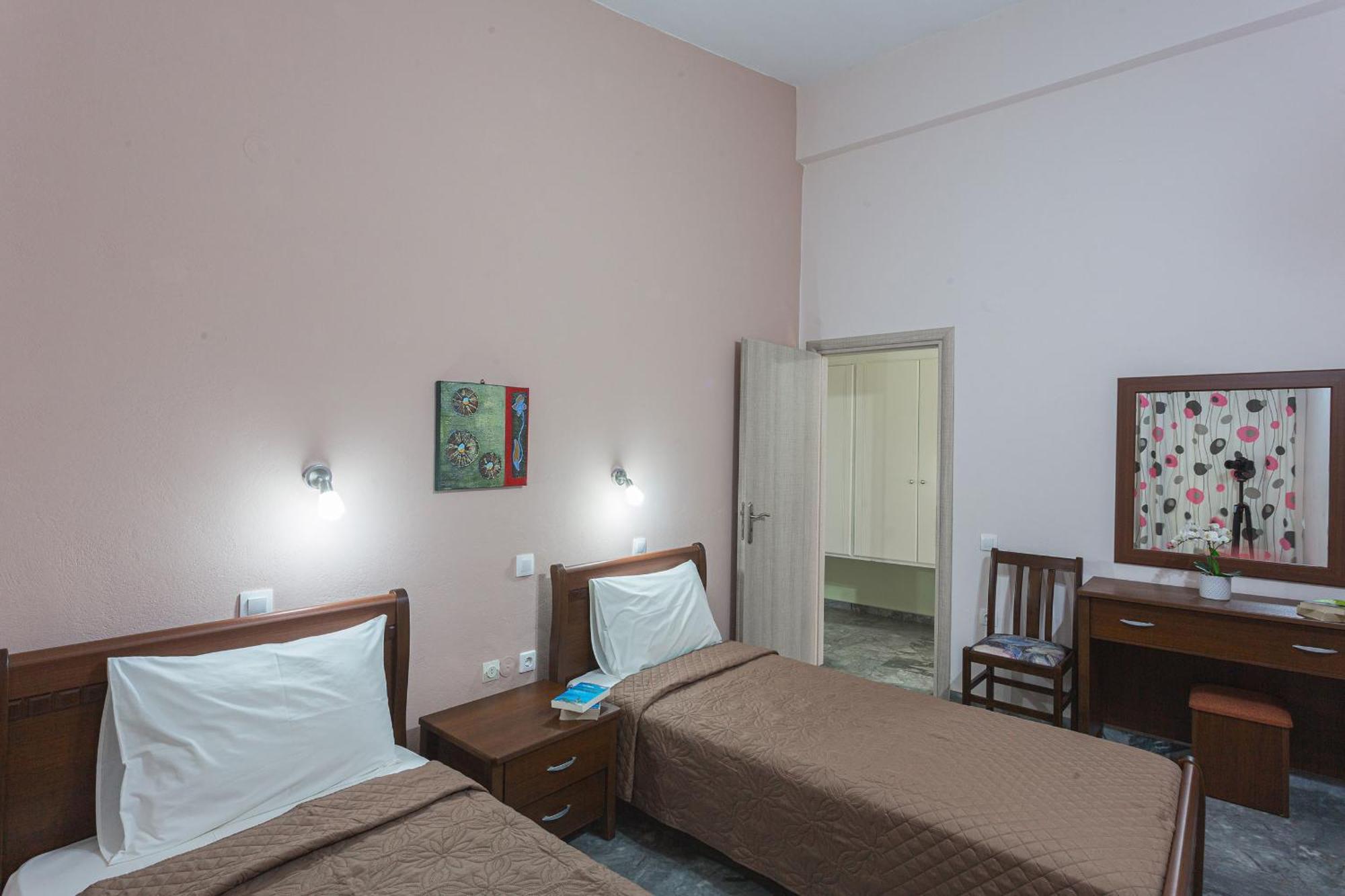 Remvi Hotel - Apartments Stoupa Room photo